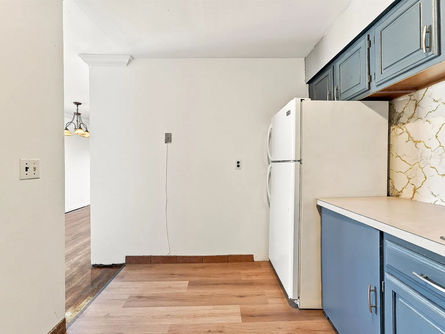 2 bed, 1.0 bath, 750 sqft, $2,200 — Photo 3