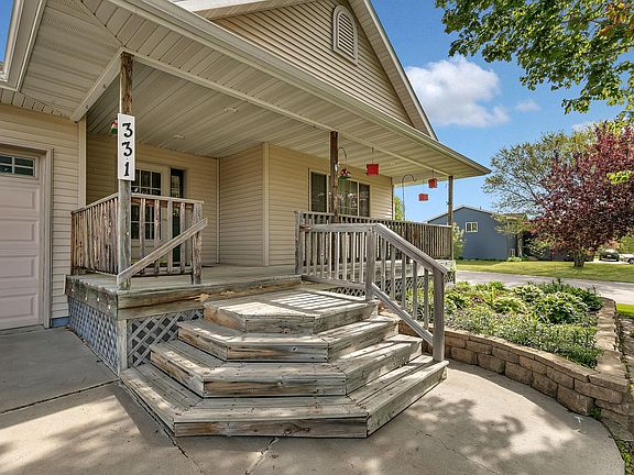 4th image of 331 Countryside Ln