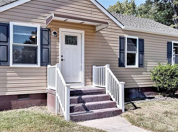 3rd image of 1207 Wilkins Dr