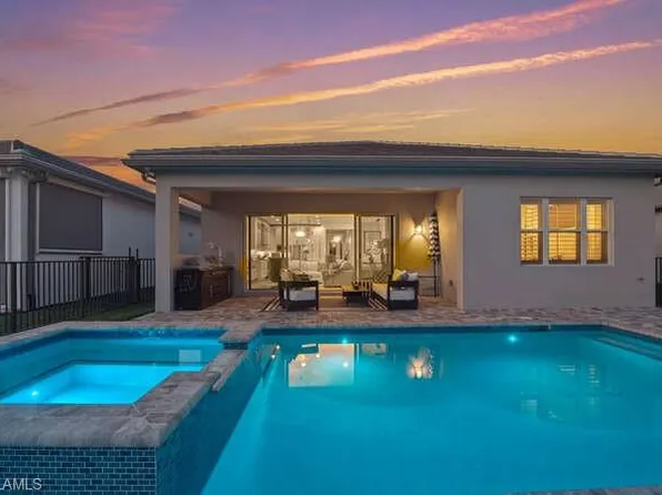 2872 Bloomfield Way, Naples, FL 34112