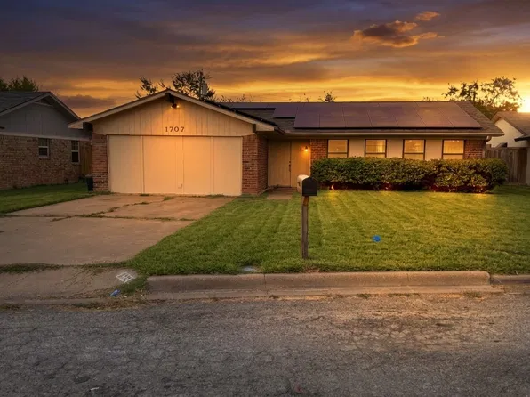 1707 SE 15th St, Mineral Wells, TX 76067