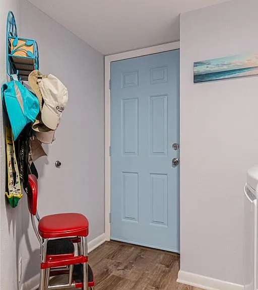 2132 Tama Cir #102 — Photo 26