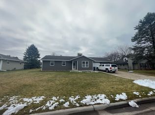 4432 Hearthstone Dr, Janesville, WI 53546
