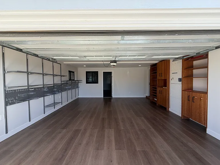 2428 Lincoln Ave — Photo 22