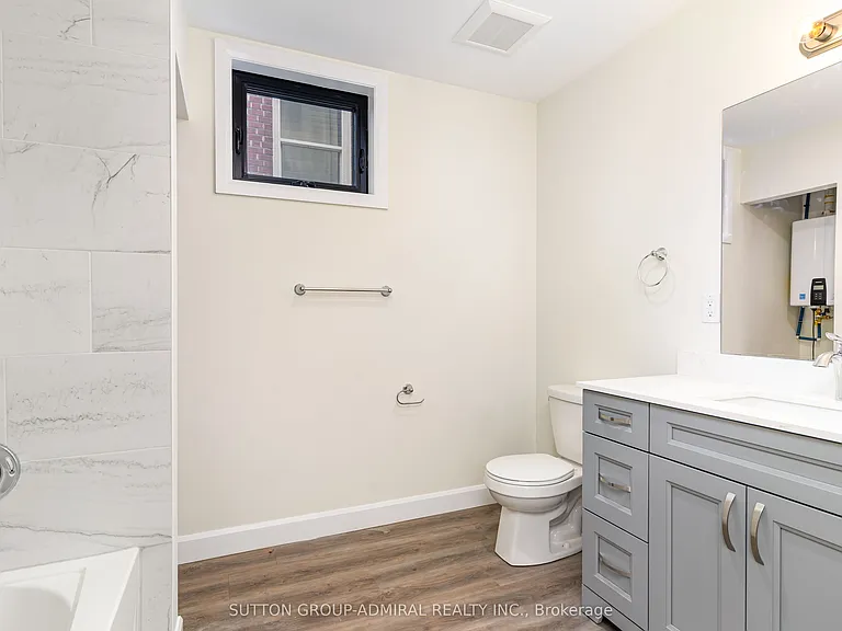 274 King St E #2 — Photo 14