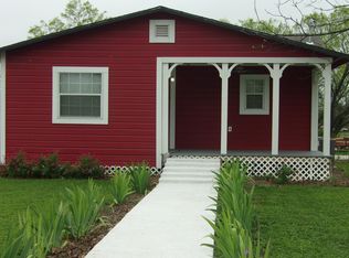 1415 N Park St, Uvalde, TX 78801
