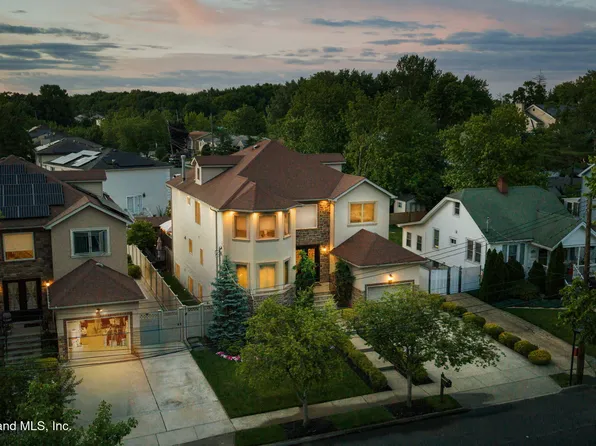 51 Outerbridge Ave, Staten Island, NY 10309