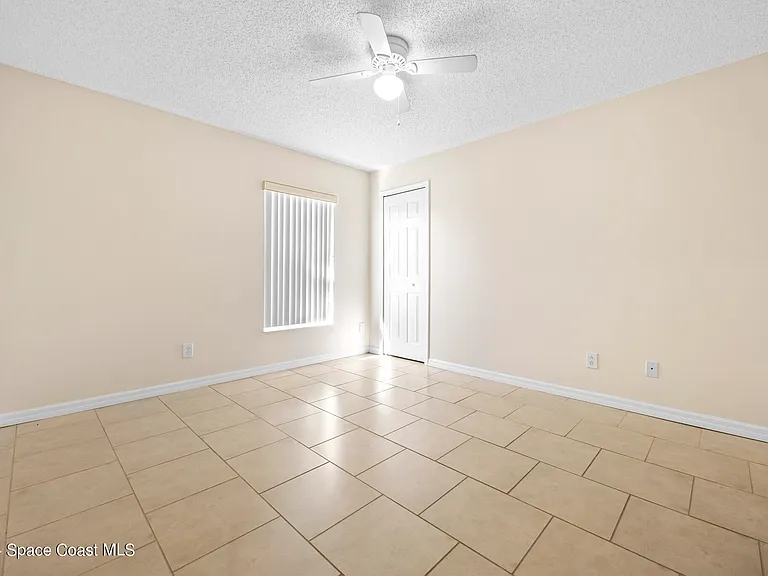 4800 Manchester Dr — Photo 14