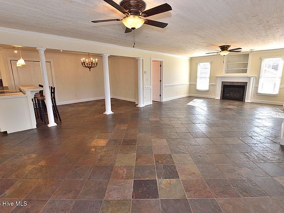 4th image of 2791 Horseshoe Drive