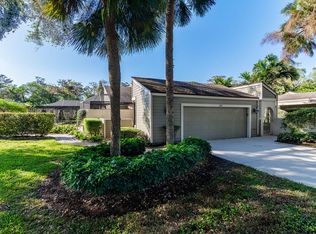 389 Edgemere Way N, Naples, FL 34105