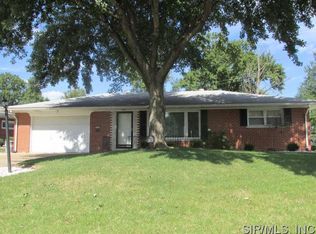 300 N Michigan Ave, Belleville, IL