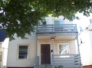 3026 N 21st St, Milwaukee, WI 53206
