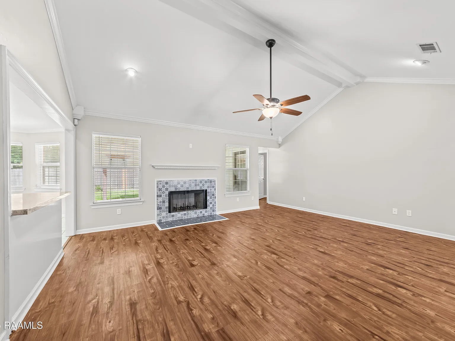 3 bed, 1650 sqft, $1,800 — Photo 3