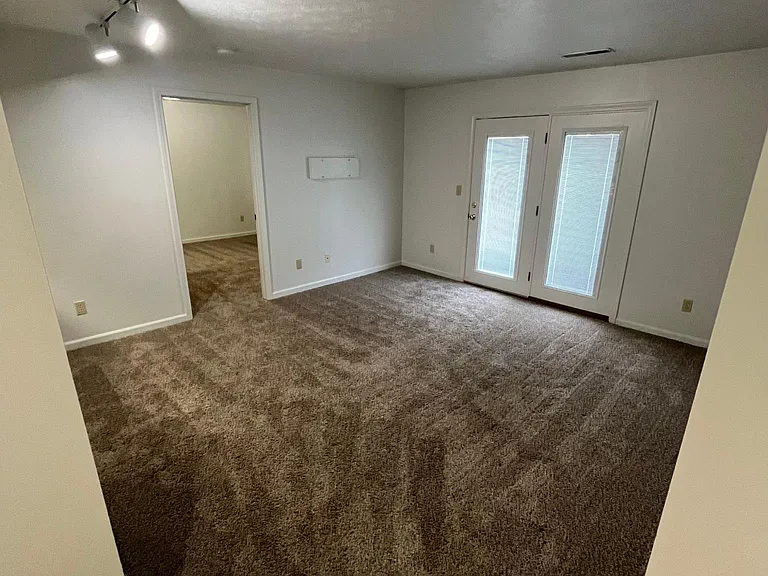 555 Chestnut St #2B — Photo 9