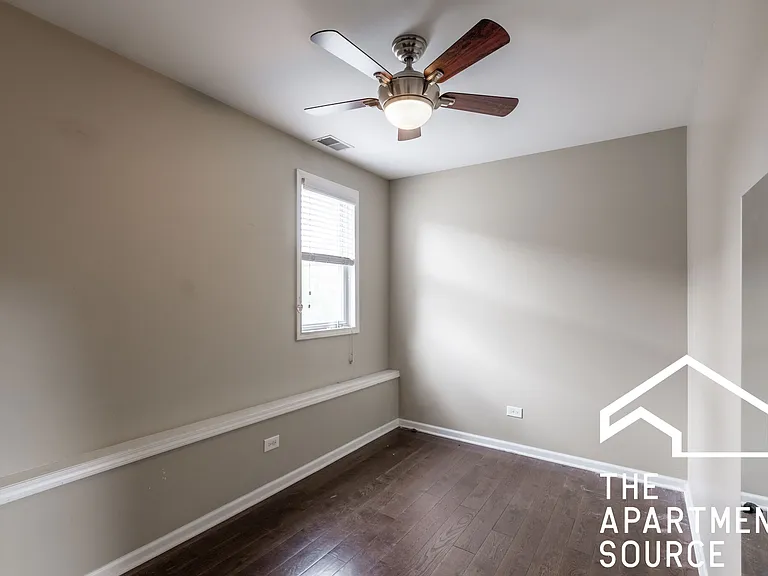 1530 N Greenview Ave #1F — Photo 7