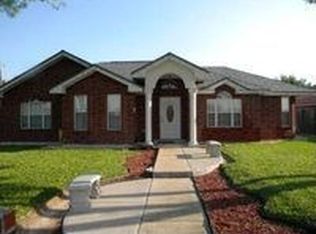 1216 E Colony Dr, Pharr, TX 78577