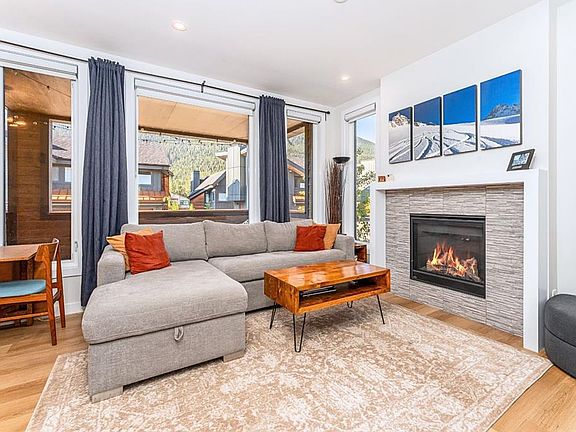 2nd image of 209 N Stewart Creek Rise #201G