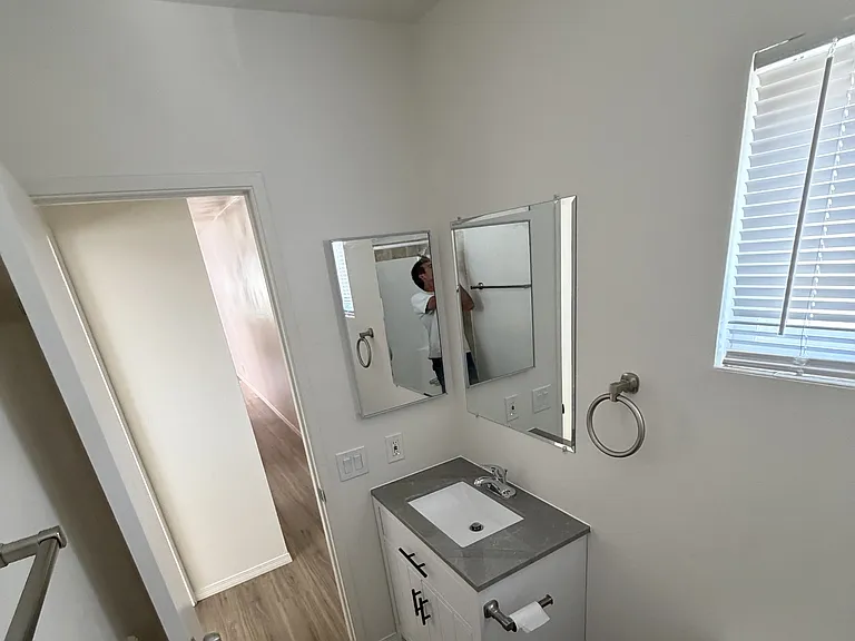 5651 Mildred St #B — Photo 8