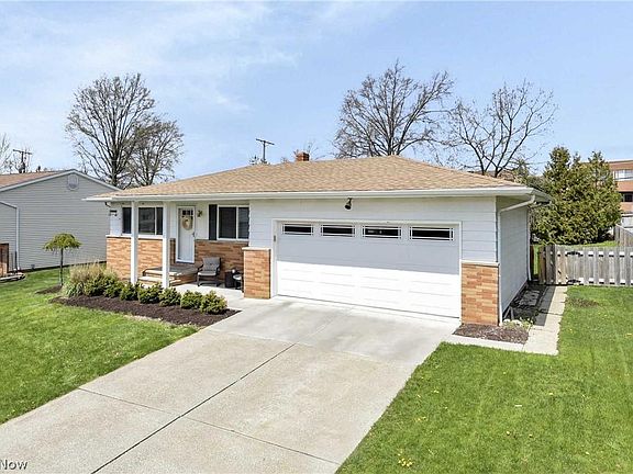 2nd image of 10206 Munich Dr