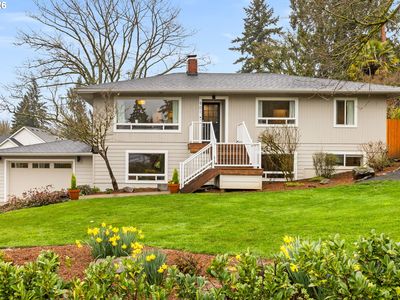 901 SW Maplecrest Ct, Portland, OR, 97219