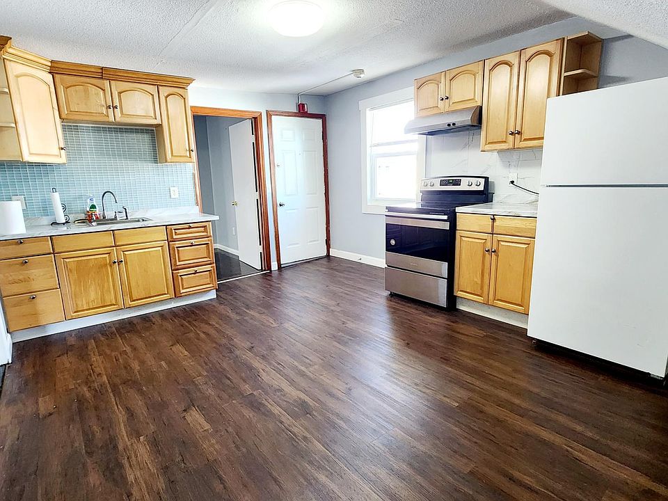 1st image of 14 Parker St #4