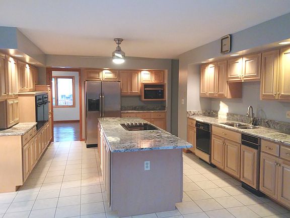 2nd image of 5609 Riverview Dr