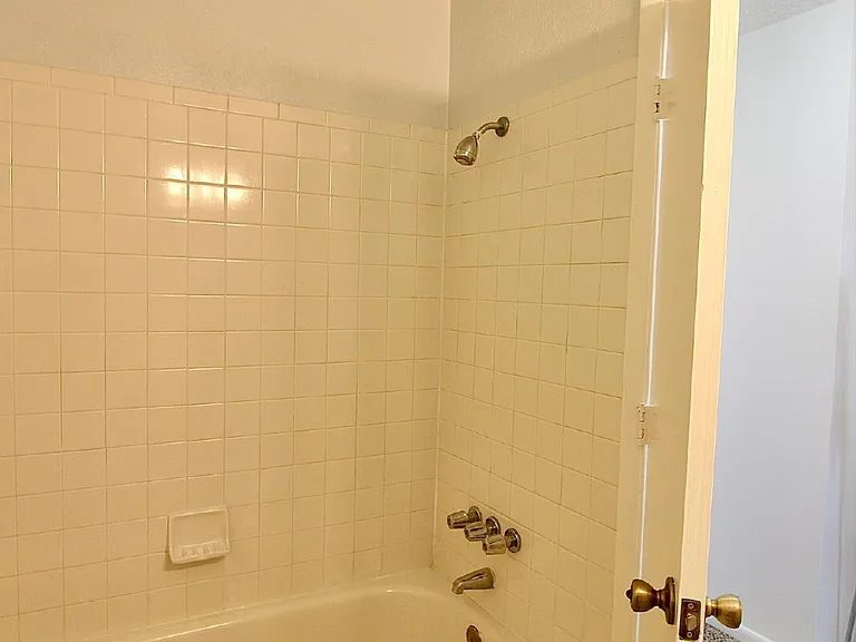 85 S 18th Ave #1 — Photo 11