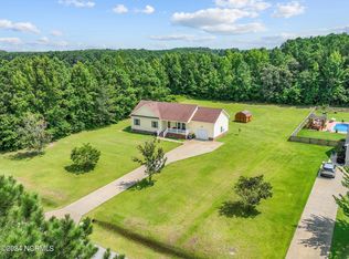 117 Lloyds Ln, Aydlett, NC 27916
