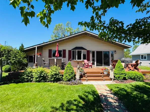 111 Onondagos Trl, Prudenville, MI 48651