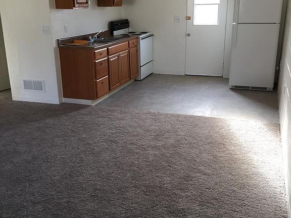 3rd image of 133 Reichart Ave APT L