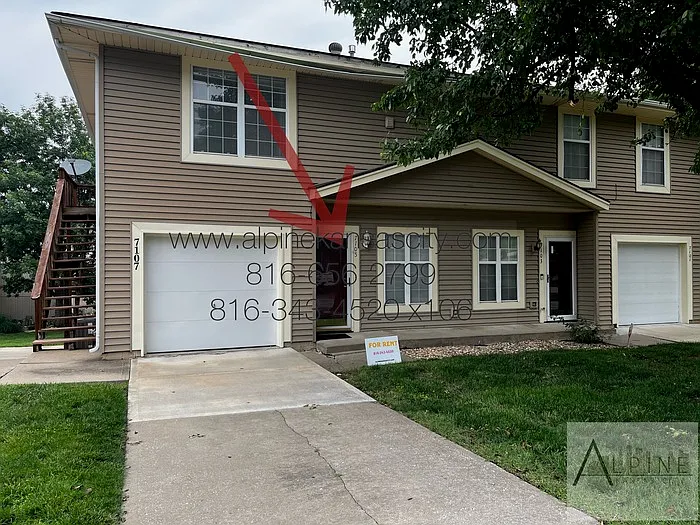 2 bed, 1.5 bath, 1230 sqft, $1,600 — Photo 2