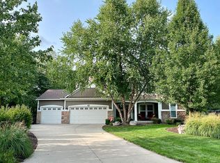 3734 Atwater Hills Ct NE, Grand Rapids, MI 49525