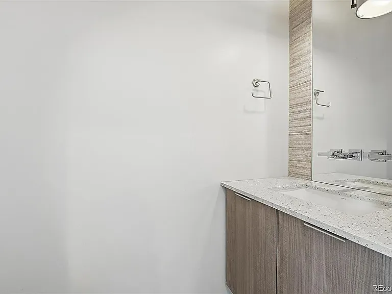 3181 Lawrence St — Photo 14