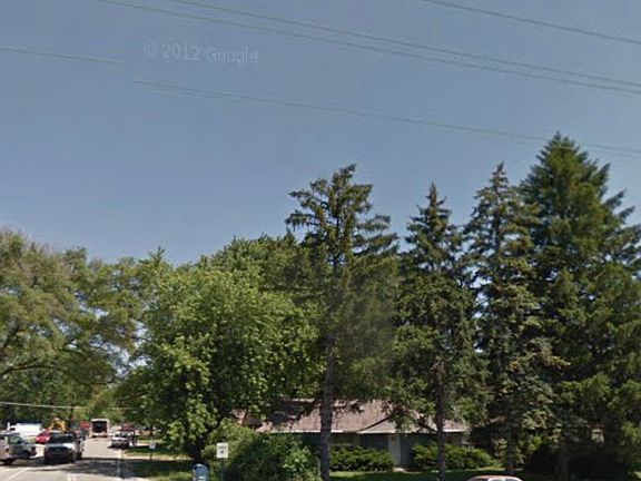 5th image of 9936 Armitage Ave