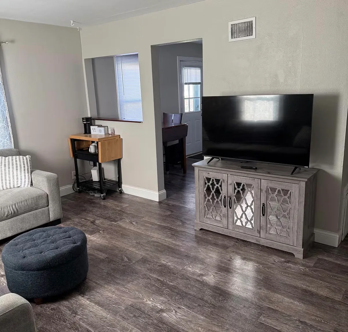 2 bed, 725 sqft, $1,475 — Photo 3