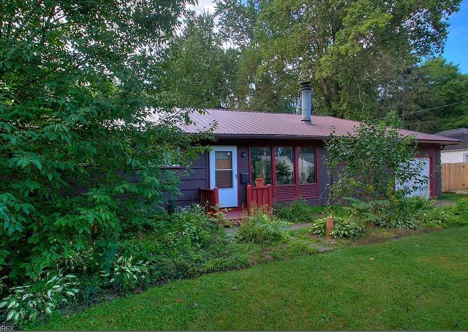 1st image of 1144 Leonard Blvd