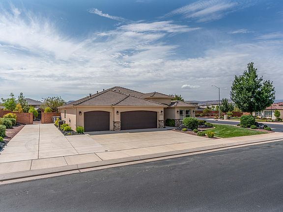 2nd image of 1580 E Mokaac Wash Dr