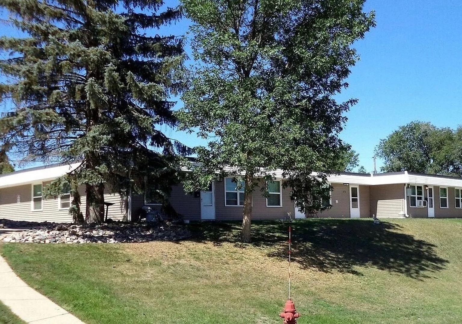 616 and 706 Park Street — Photo 1