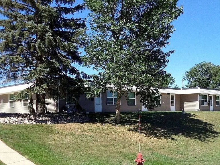 616 and 706 Park Street — Photo 1