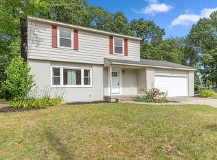 2647 Manitoba Ct NE, Grand Rapids, MI 49525