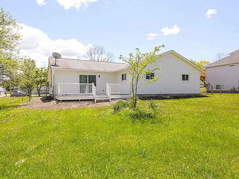 1701 Glenwood Dr — Photo 43