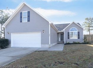 352 Copper Creek Dr, Raeford, NC 28376