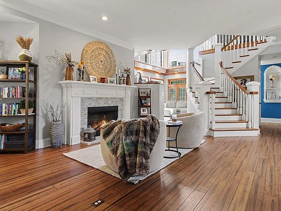 2nd image of 8231 Timber Ridge Rd. #Burning Ridge Golf Course