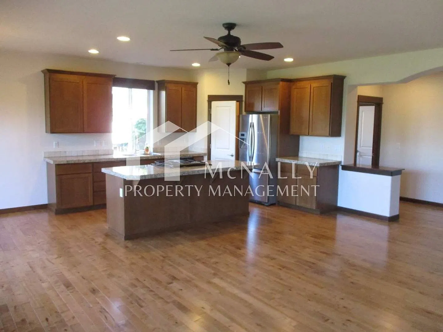 Spacious Steilacoom Home with Sound Views, Finished Daylight Basement & 2-Car Garage — Photo 2