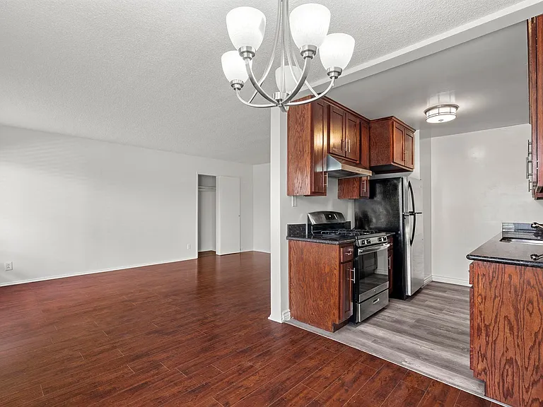 1041 S Corning St #205 — Photo 2