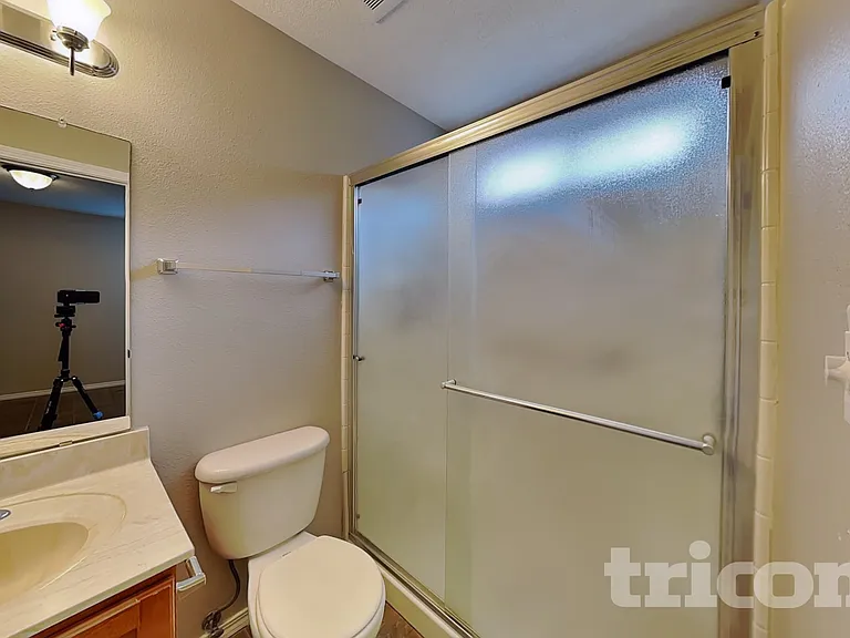 2736 Wilder Loop NE — Photo 8