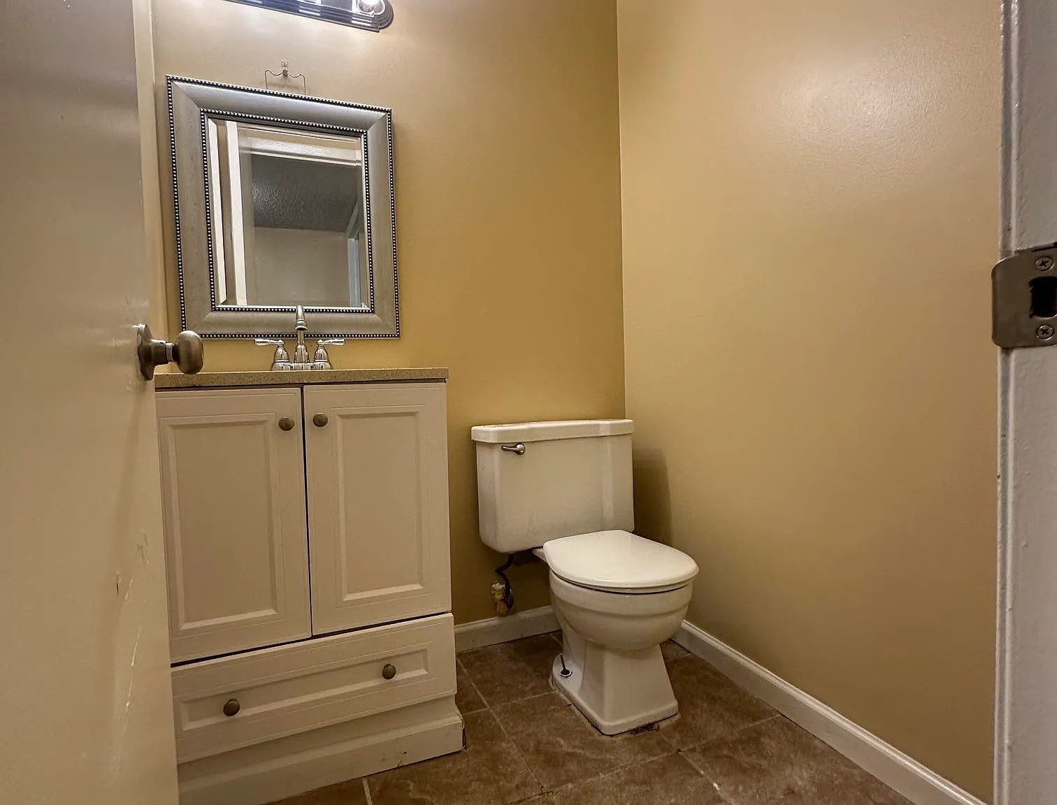 2 bed, 2.5 bath, 1236 sqft, $1,475 — Photo 2
