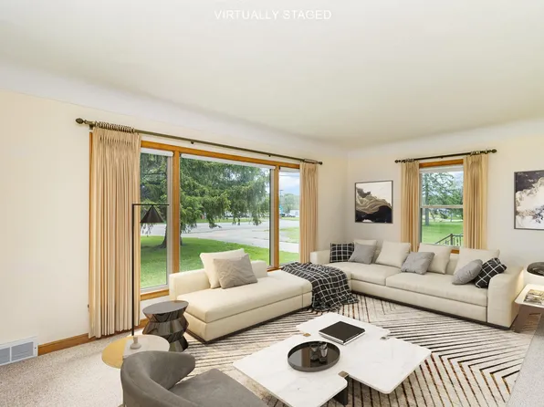 799 Century Ave N, Maplewood, MN 55119