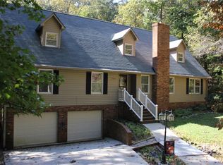 7020 Discovery Ln, Walkertown, NC 27051