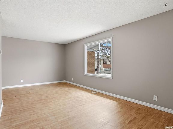 3rd image of 4176 CASTLE ROAD